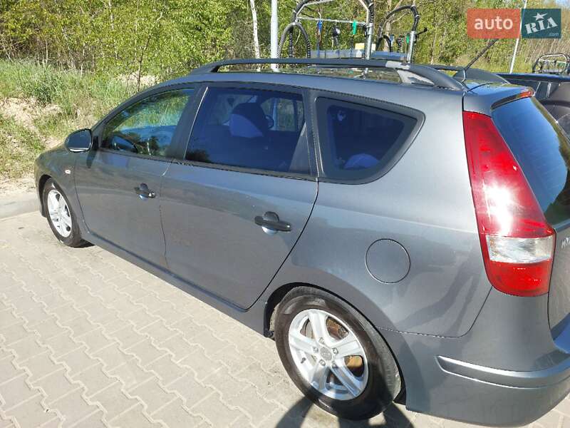 Hyundai i30 2010