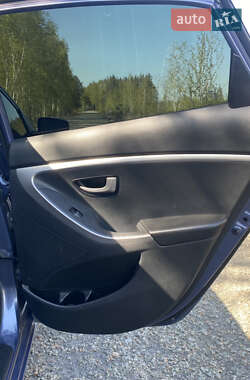 Хэтчбек Hyundai i30 2013 в 