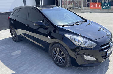 Универсал Hyundai i30 2015 в 