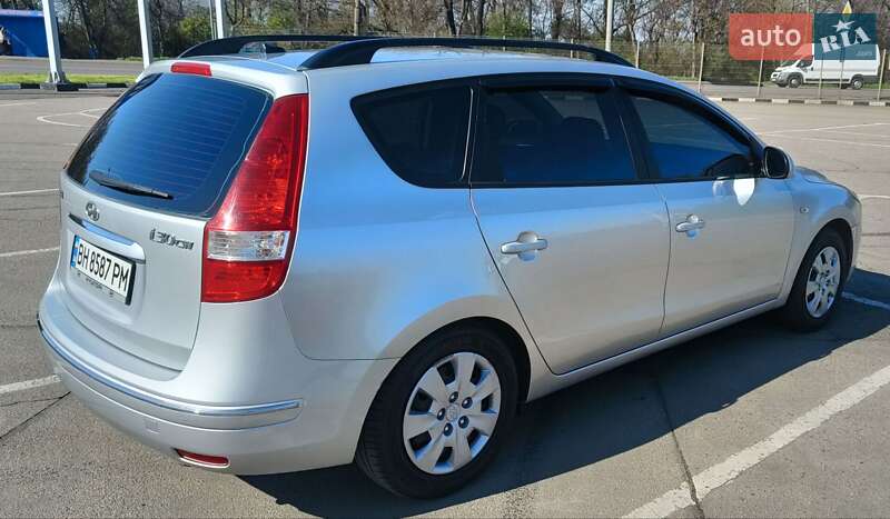 Универсал Hyundai i30 2008 в Одессе фото 3 Универсал Hyundai i30 2008 в Одессе