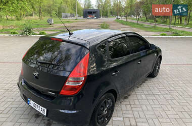 Хэтчбек Hyundai i30 2007 в 