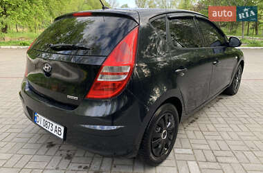 Хэтчбек Hyundai i30 2007 в 