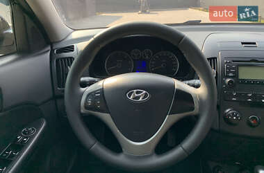 Хэтчбек Hyundai i30 2007 в 