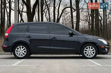 Универсал Hyundai i30 2009 в 