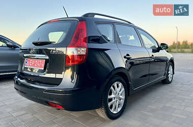 Универсал Hyundai i30 2010 в 