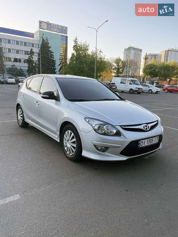 Hyundai i30 2011