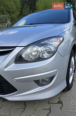 Универсал Hyundai i30 2012 в 