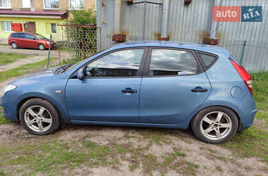 Хэтчбек Hyundai i30 2007 в 