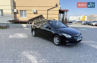 Універсал Hyundai i30 2011 в 