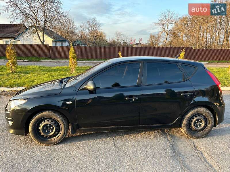 Хетчбек Hyundai i30 2010 в Маньківці