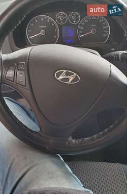 Універсал Hyundai i30 2012 в Смілі