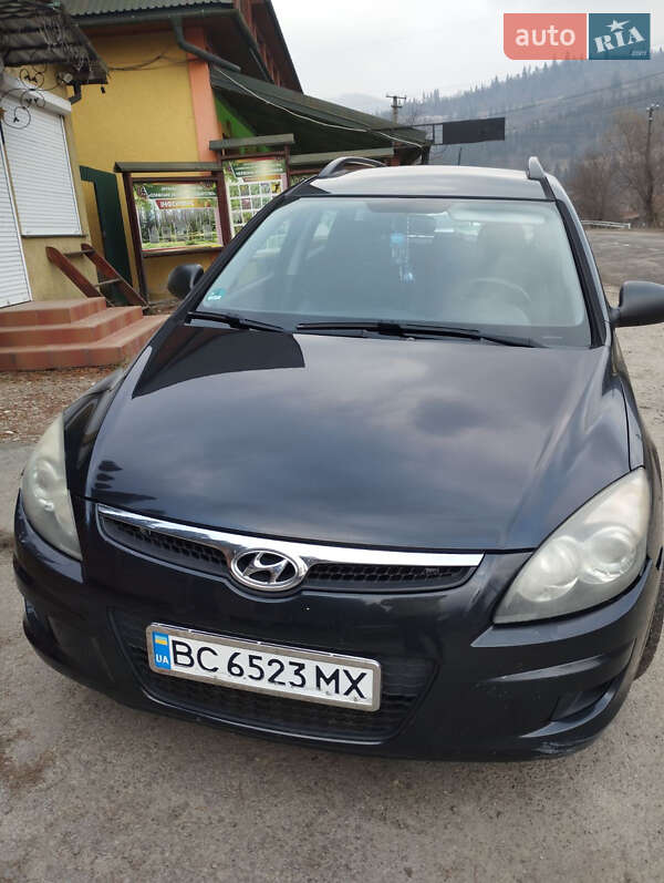 Універсал Hyundai i30 2009 в 