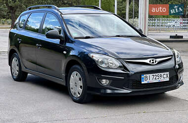 Универсал Hyundai i30 2010 в 