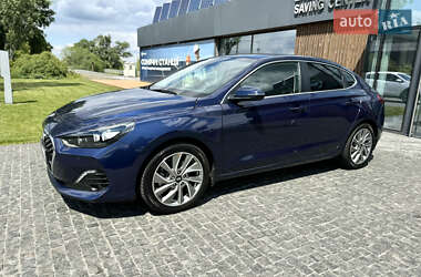 Фастбек Hyundai i30 2019 в 