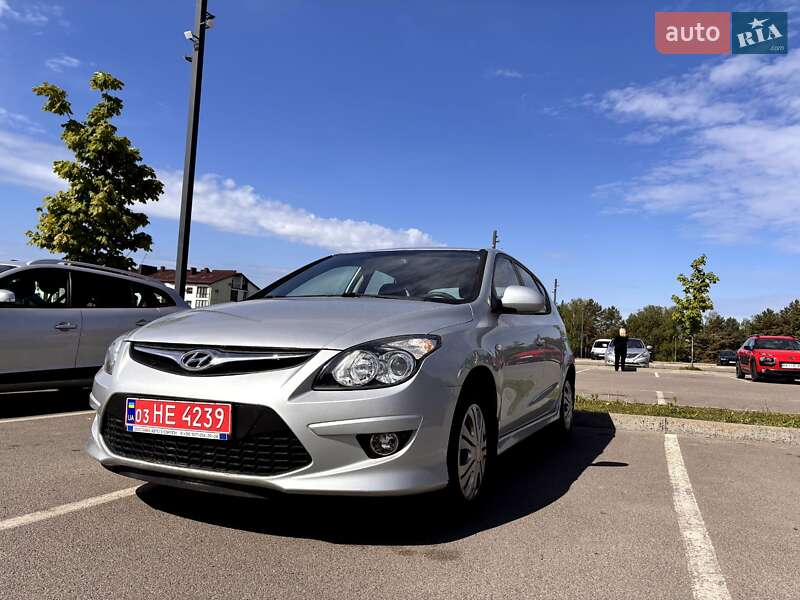 Hyundai i30 2012