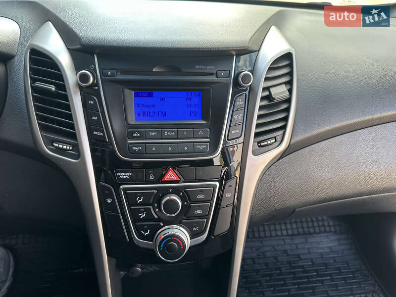 Хетчбек Hyundai i30 2013 в Хмельницькому