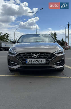 Хетчбек Hyundai i30 2022 в 