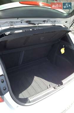 Хэтчбек Hyundai i30 2012 в 