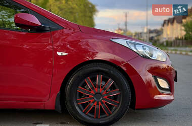 Хэтчбек Hyundai i30 2013 в 