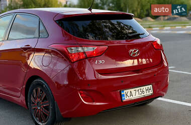 Хэтчбек Hyundai i30 2013 в 
