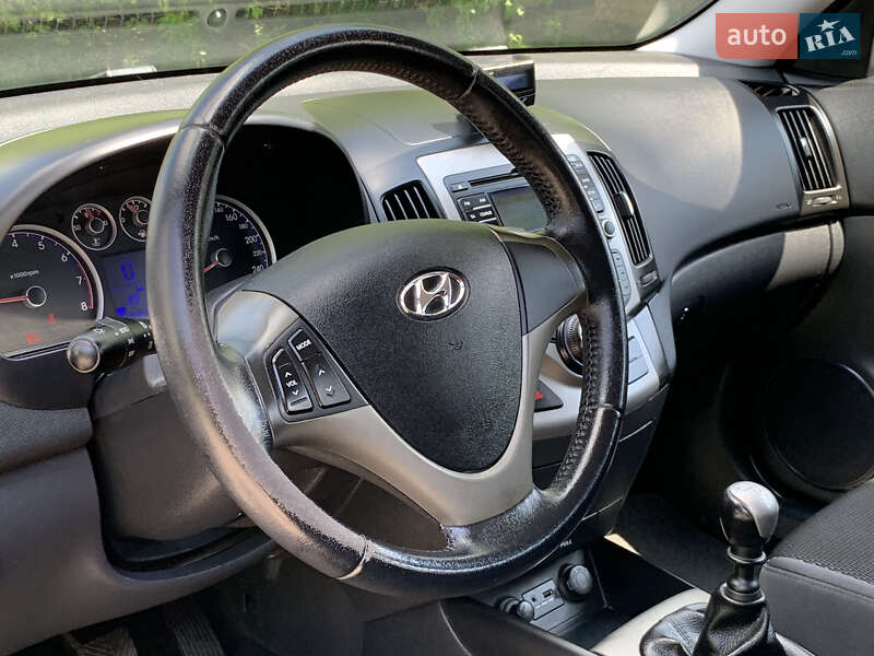 Универсал Hyundai i30 2009 в Виннице