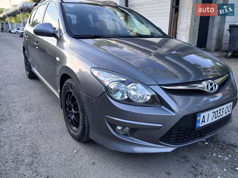 Универсал Hyundai i30 2011 в 