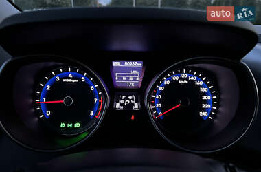 Хетчбек Hyundai i30 2013 в 