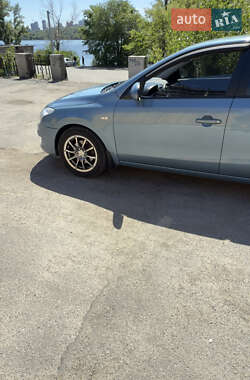 Хэтчбек Hyundai i30 2008 в 