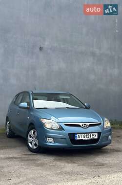 Хэтчбек Hyundai i30 2010 в Коломые