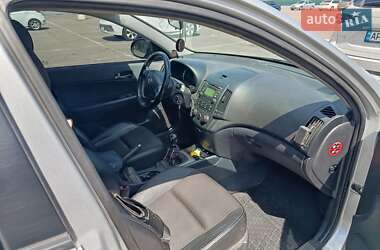 Хетчбек Hyundai i30 2007 в 