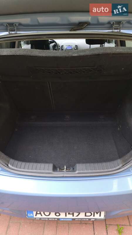 Хетчбек Hyundai i30 2011 в Іршаві