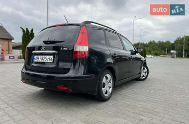 Хетчбек Hyundai i30 2010 в 