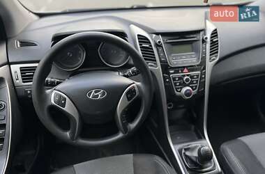 Хэтчбек Hyundai i30 2014 в 