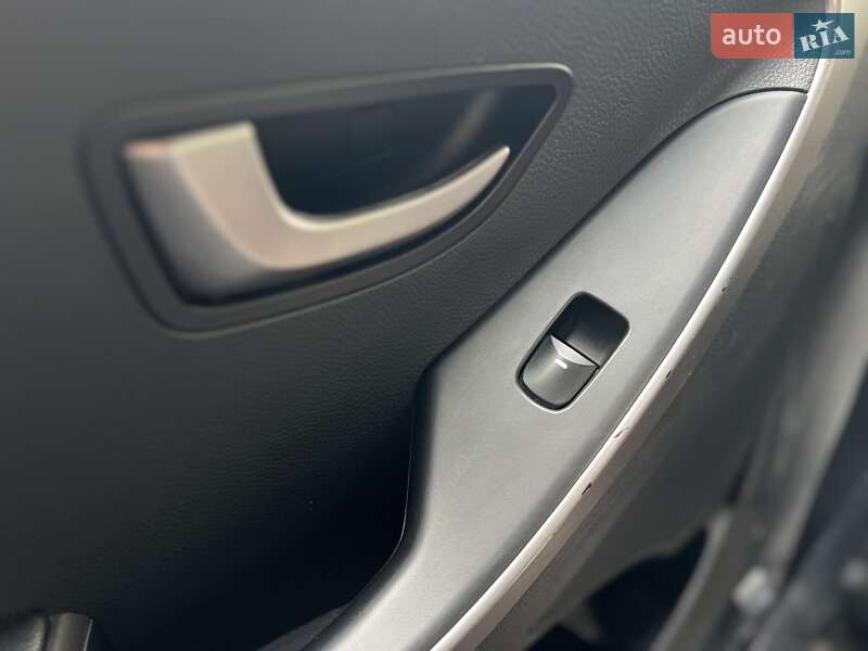 Хетчбек Hyundai i30 2014 в Києві
