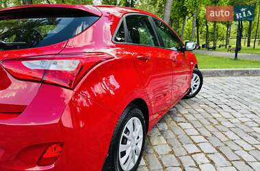 Хетчбек Hyundai i30 2013 в 