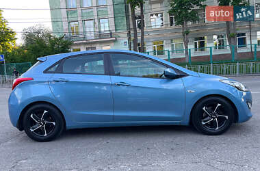 Хетчбек Hyundai i30 2013 в 