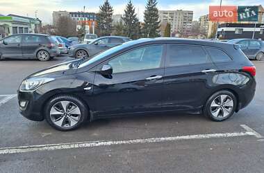 Універсал Hyundai i30 2013 в 