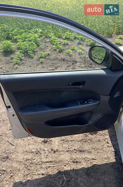 Хэтчбек Hyundai i30 2010 в 