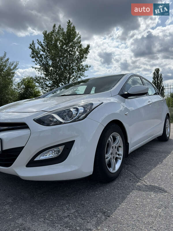Hyundai i30 2012