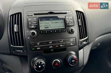 Хэтчбек Hyundai i30 2009 в 