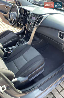 Хэтчбек Hyundai i30 2013 в 