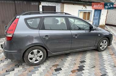 Універсал Hyundai i30 2010 в 