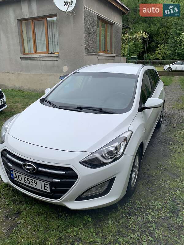 Hyundai i30 2016