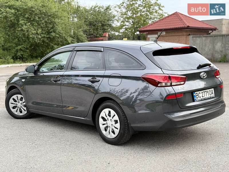 Универсал Hyundai i30 2021 в Львове