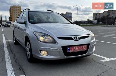 Універсал Hyundai i30 2010 в 