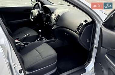 Універсал Hyundai i30 2010 в 