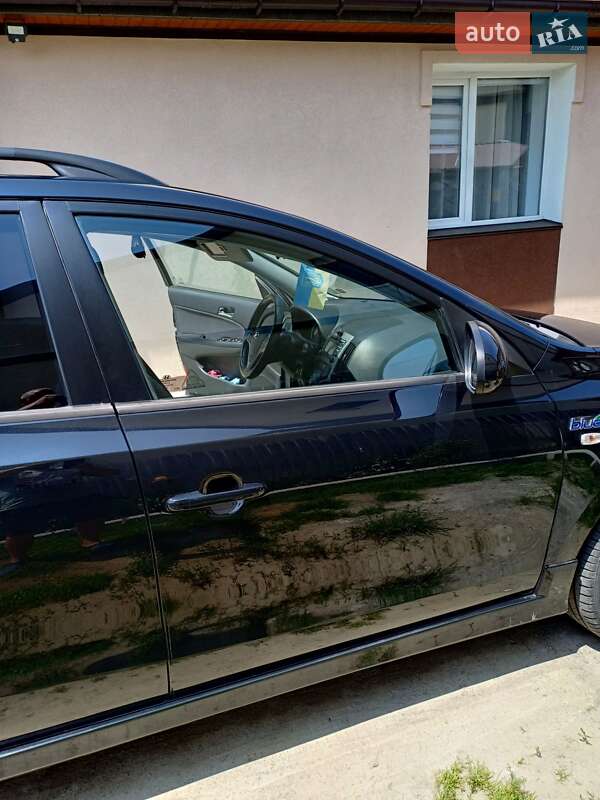 Універсал Hyundai i30 2010 в Вінниці