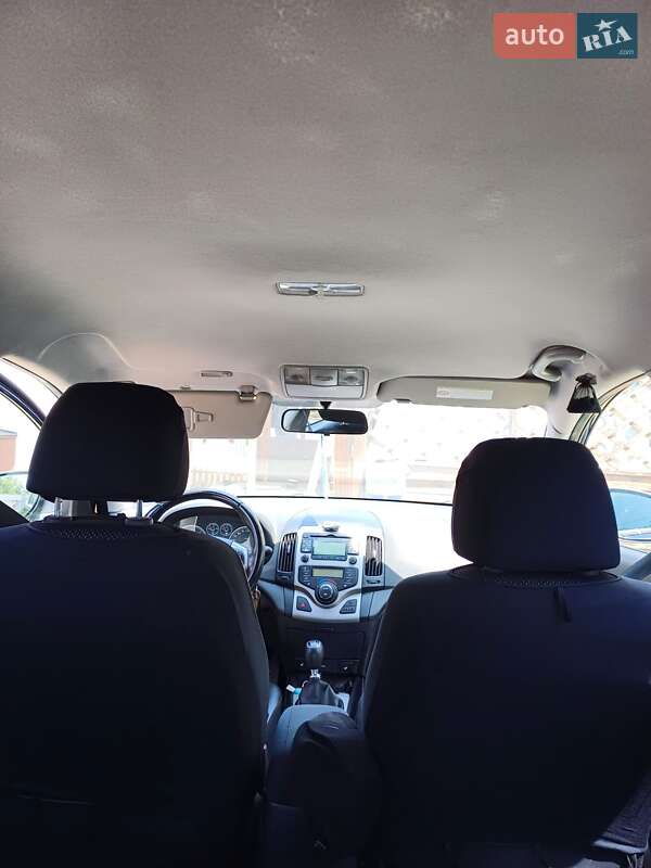 Універсал Hyundai i30 2010 в Вінниці