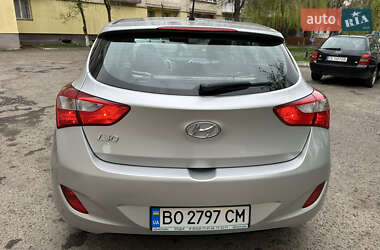 Хэтчбек Hyundai i30 2016 в 