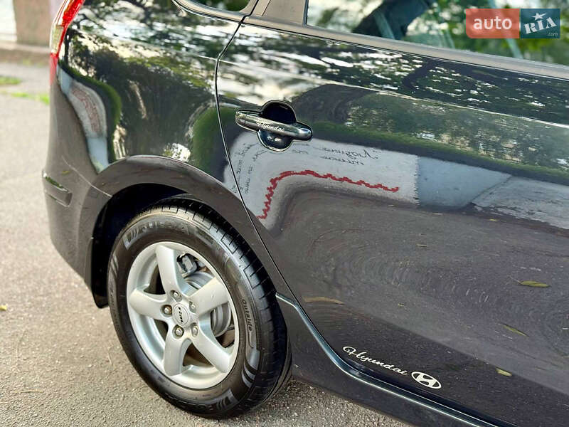 Хэтчбек Hyundai i30 2010 в Кропивницком